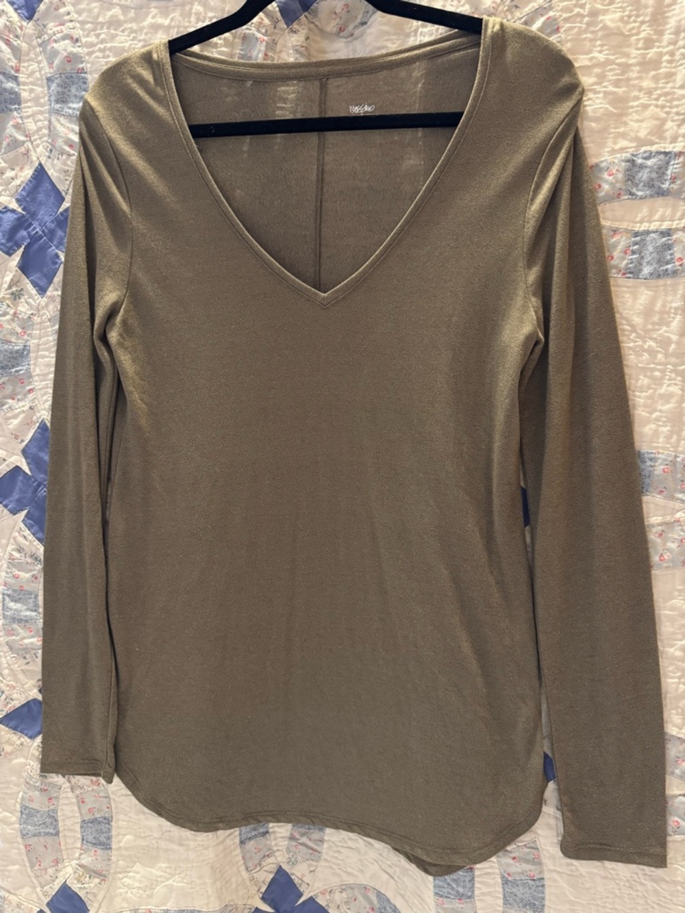 Mossimo Olive V-Neck Long Sleeve Top